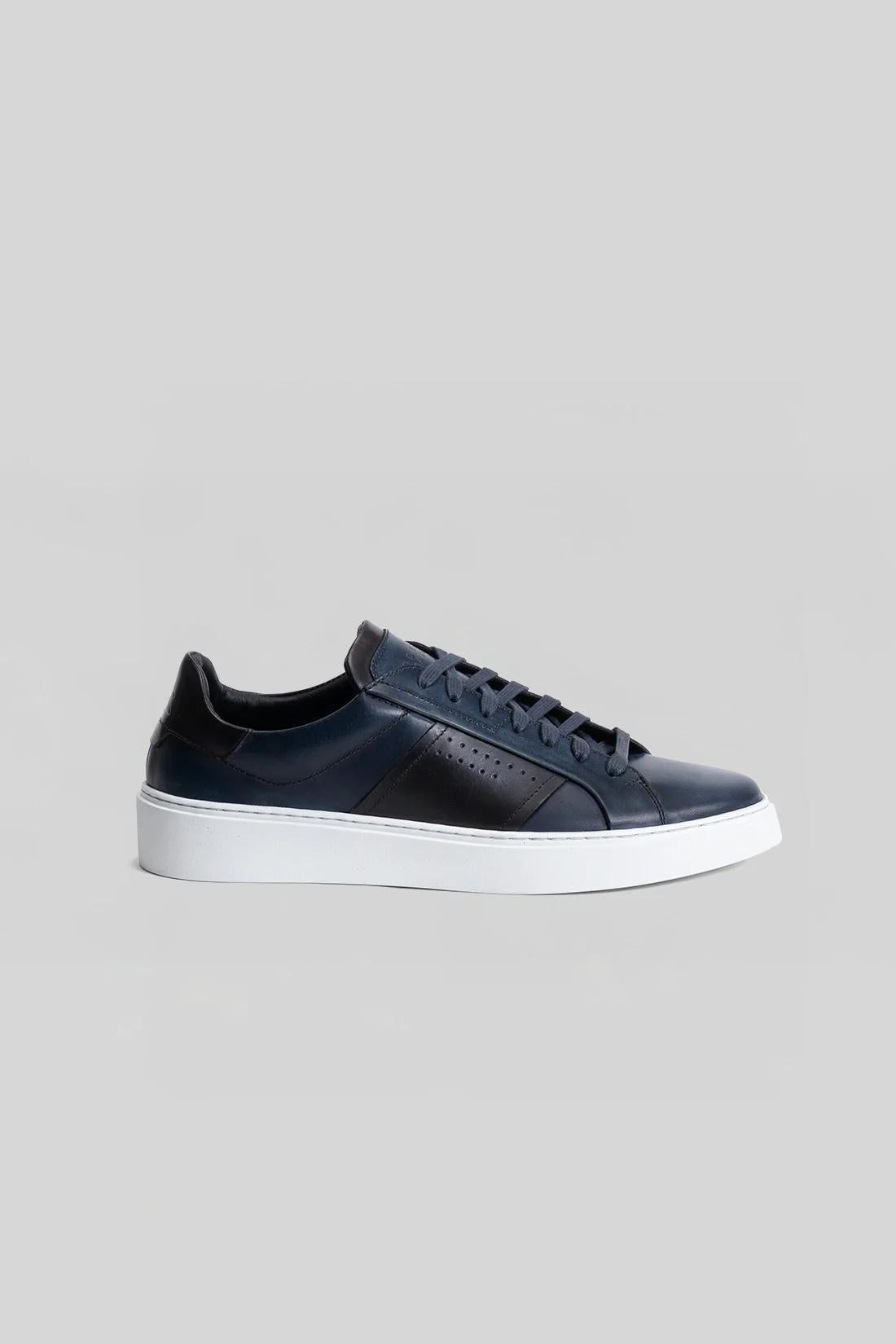 Dion Leather Sneaker