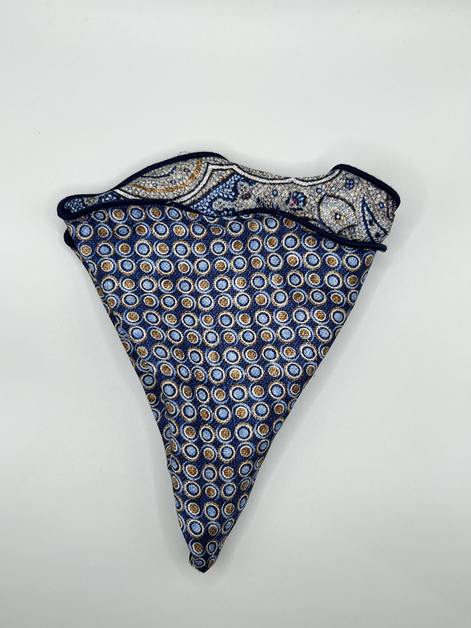 Gray Exploded Paisley/Fancy Dots Print Reversible Pocket Circle