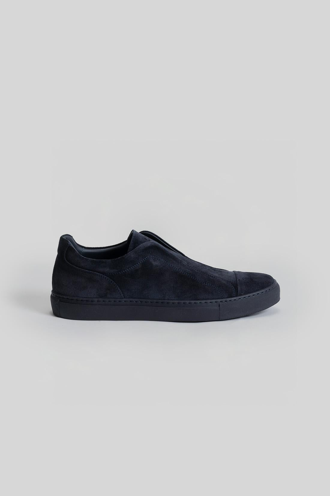 Catro Suede Sneaker
