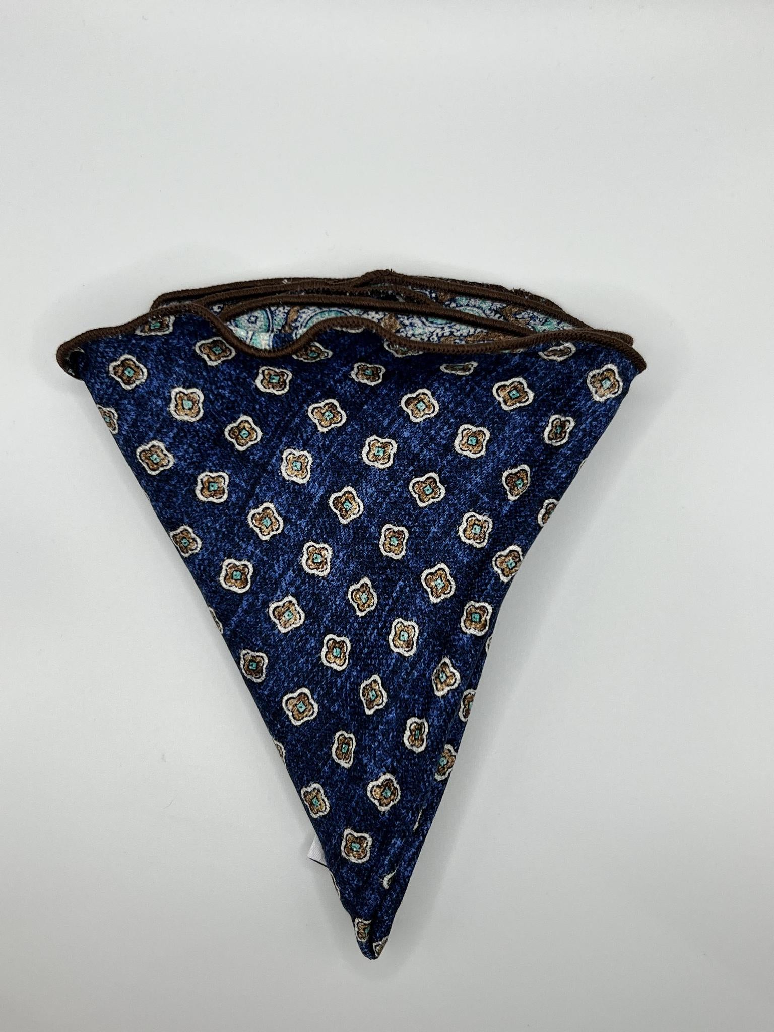 Navy Paisley/Fancy Dots Print Reversible Pocket Circle