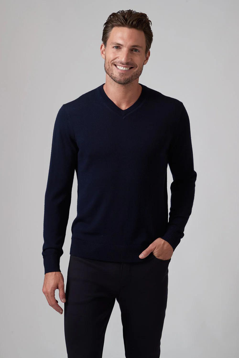 Extrafine Merino V Neck Navy