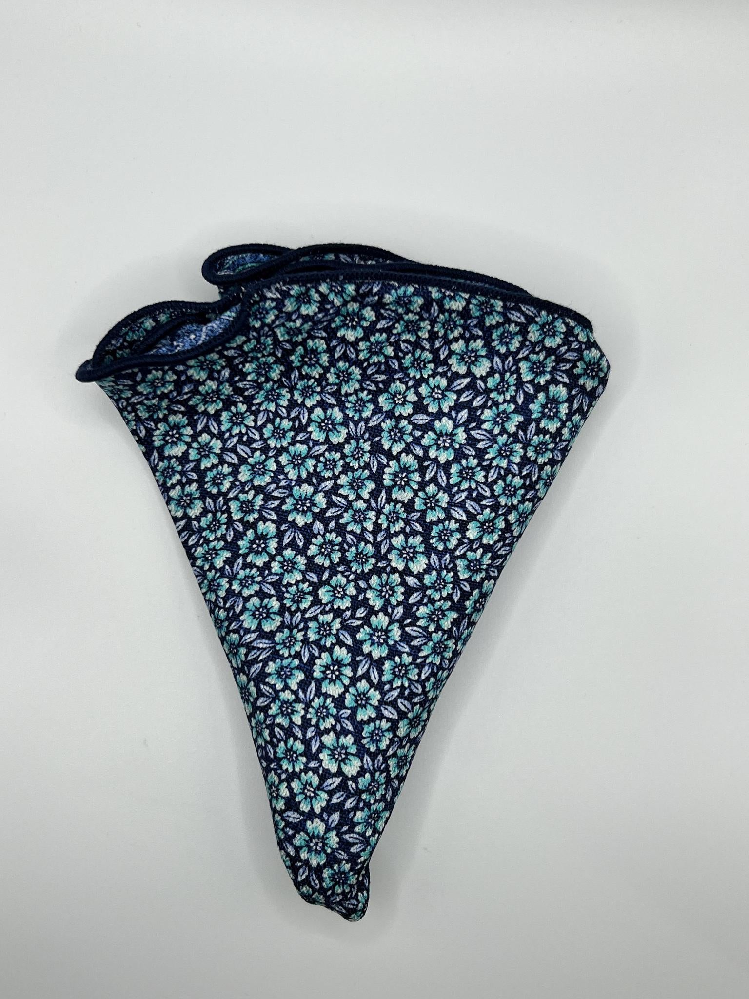 Blue Exploded Paisley/Floral Print Reversible Pocket Circle