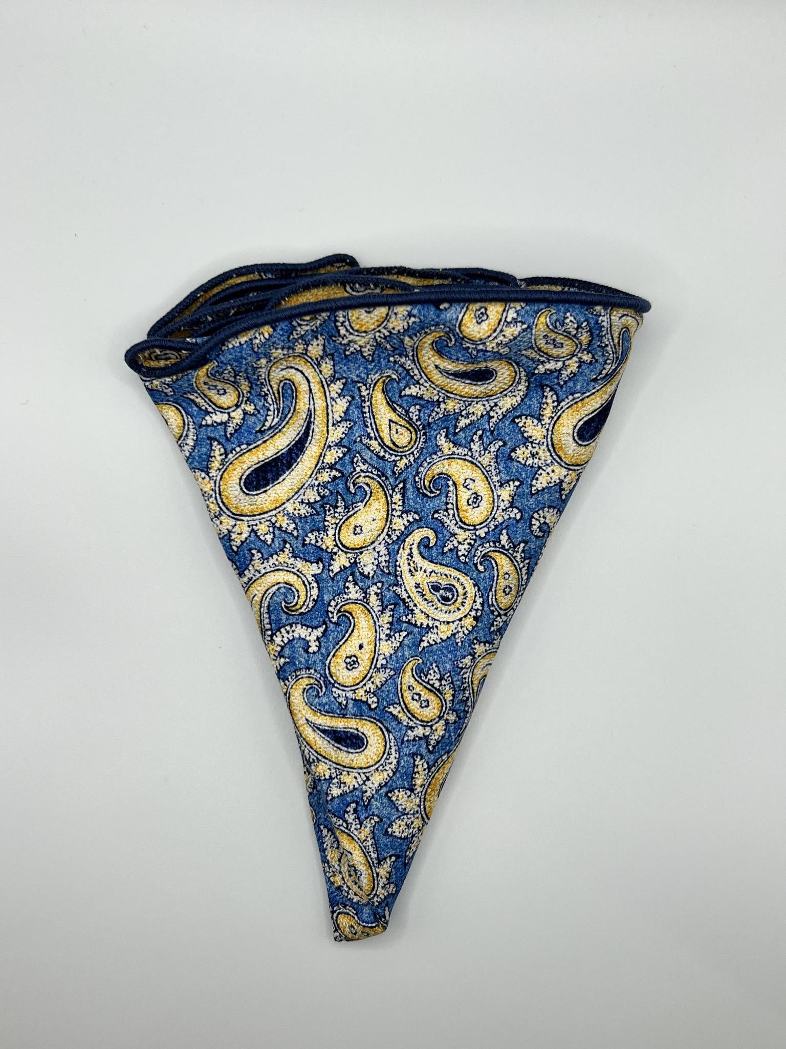 Blue/Yellow Paisley/Neat Print Reversible Pocket Circle