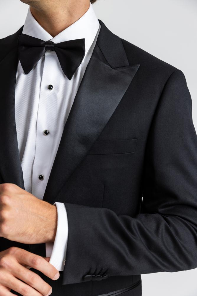 Black Tuxedo Peak Slim Fit