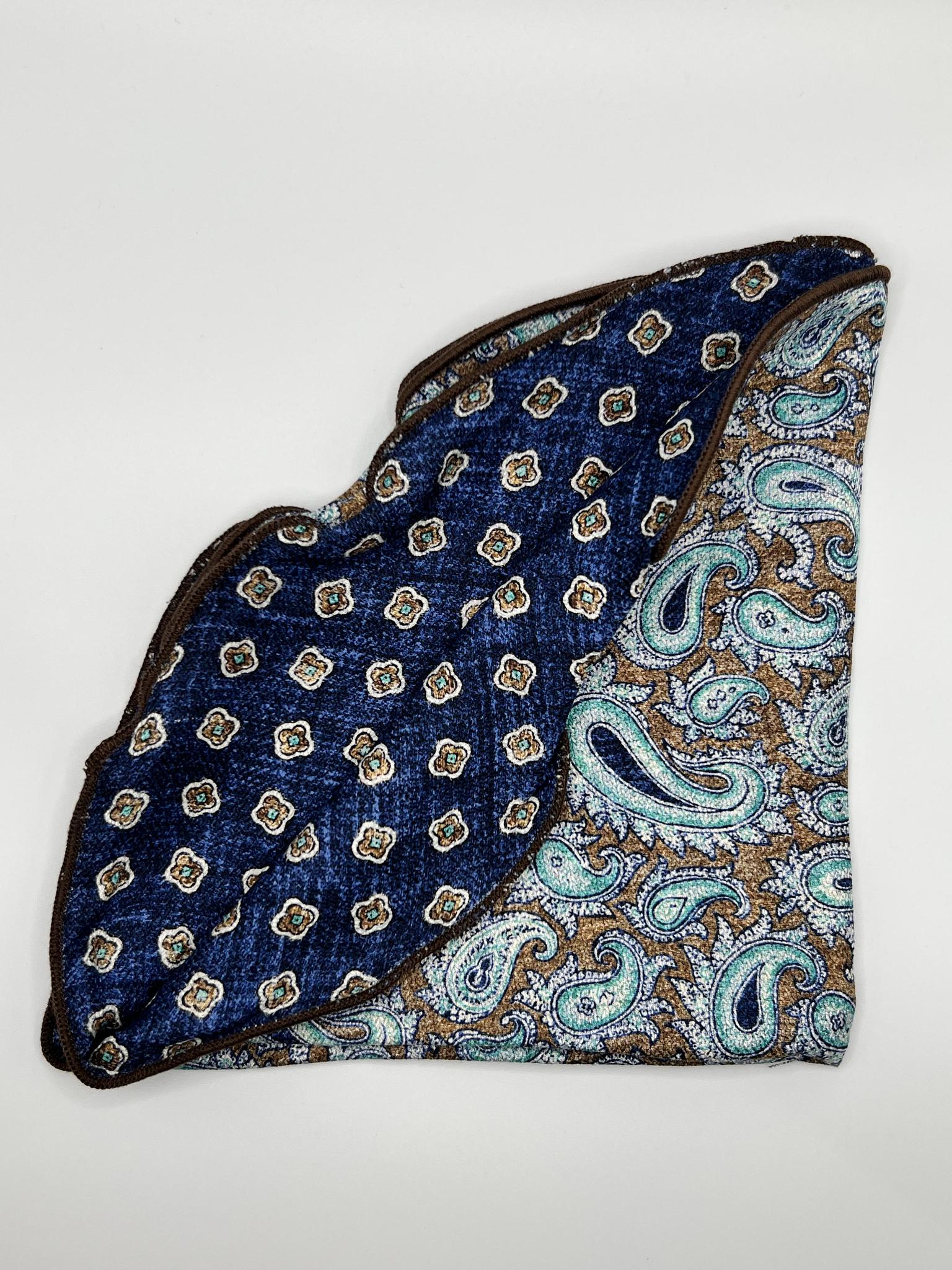 Navy Paisley/Fancy Dots Print Reversible Pocket Circle