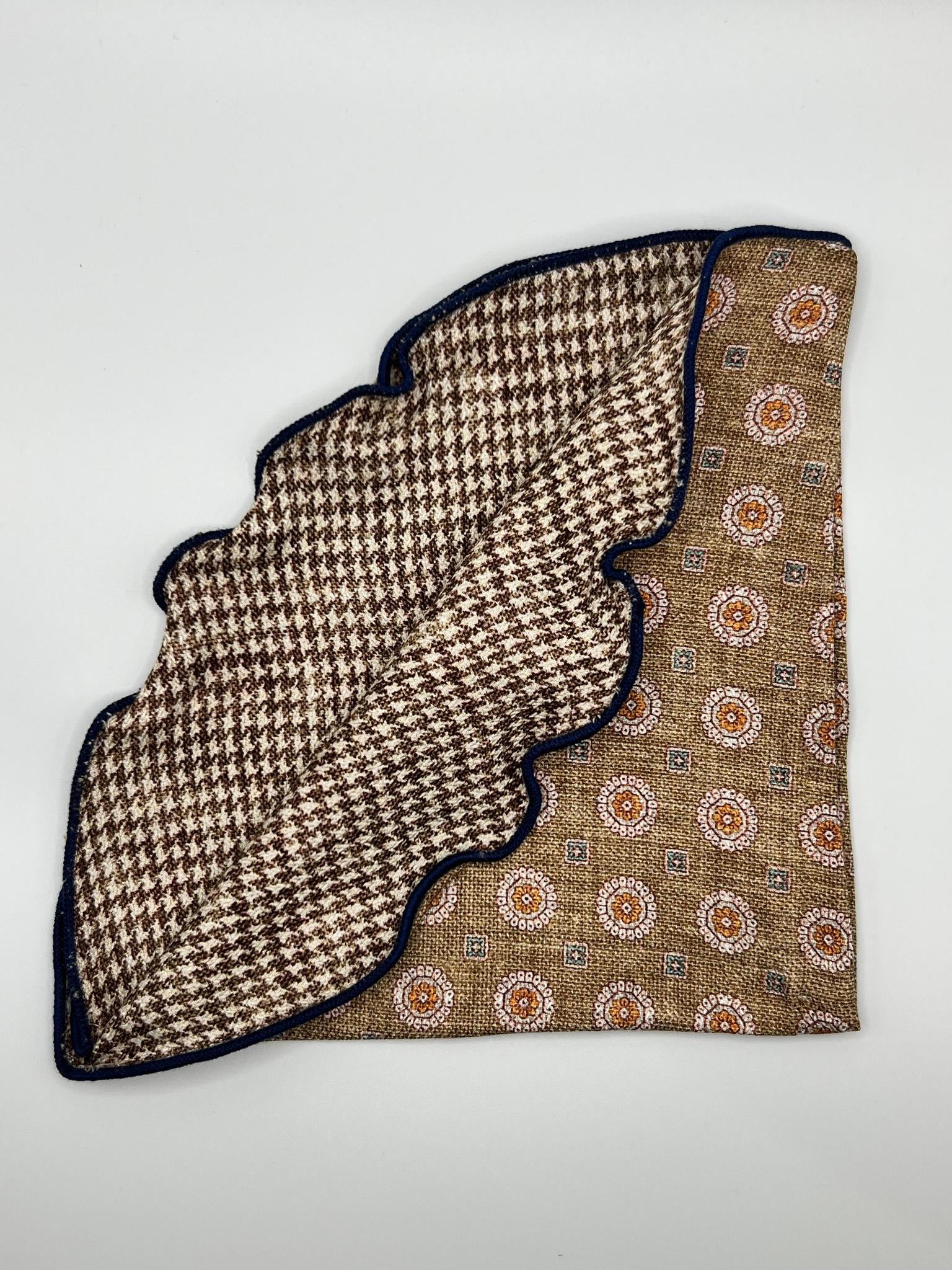 Beige Neat/Houndstooth Silk Shappe Diamante Reversible Pocket Circle